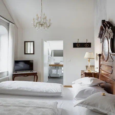 Villa Bergmann Suites Meran-3